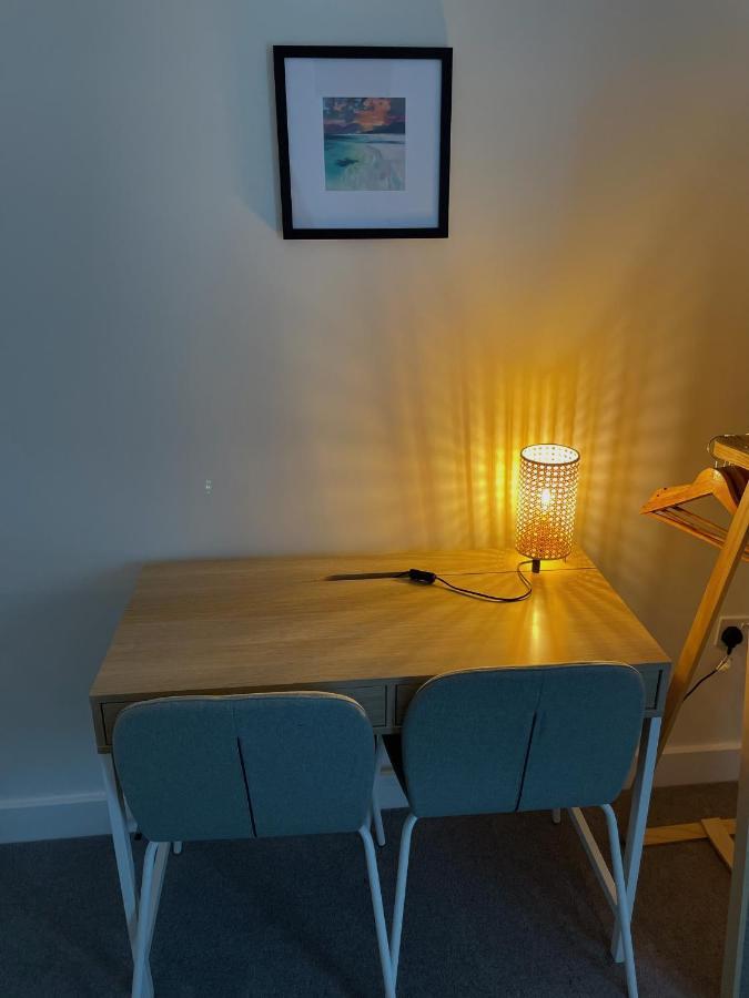 Number 10 Stunning Apartment, Fantastic Location! Exmouth Buitenkant foto
